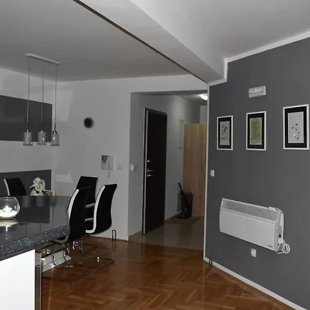 Apartment K & S *