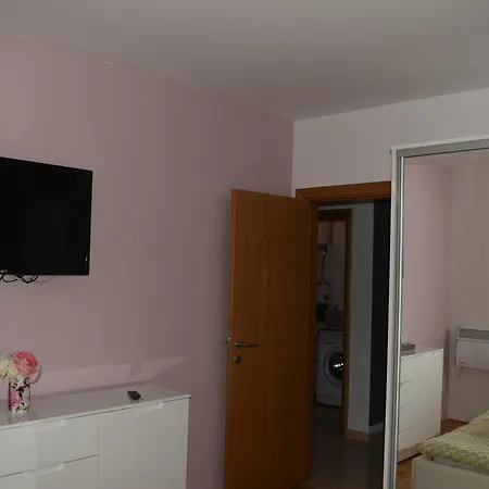 K & S Apartment *